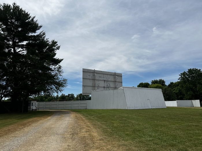 Sunset Auto Theatre - July 2 2022 Photo (newer photo)